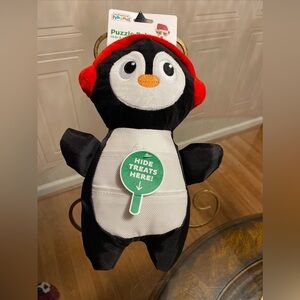 Outward Puzzle Palsz ~ Christmas ~ Squeaky Hide Treats Inside Dog Toy 12”Pinguin